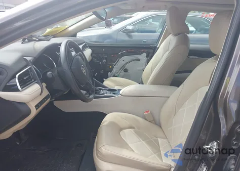 2018 Toyota Camry Xle из США, поврежденный, VIN 4T1B11HK2JU009631